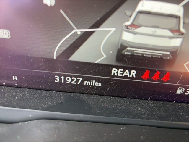 Certified 2022 Nissan Rogue Platinum w/ Head-Up Display Package image 11