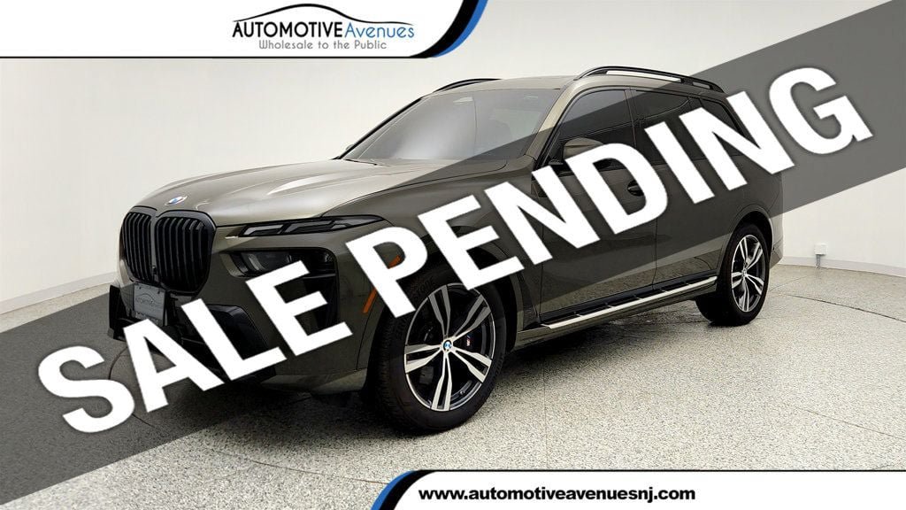 Used 2026 BMW X7 xDrive40i w/ M Sport Package AWD/4WD image 1