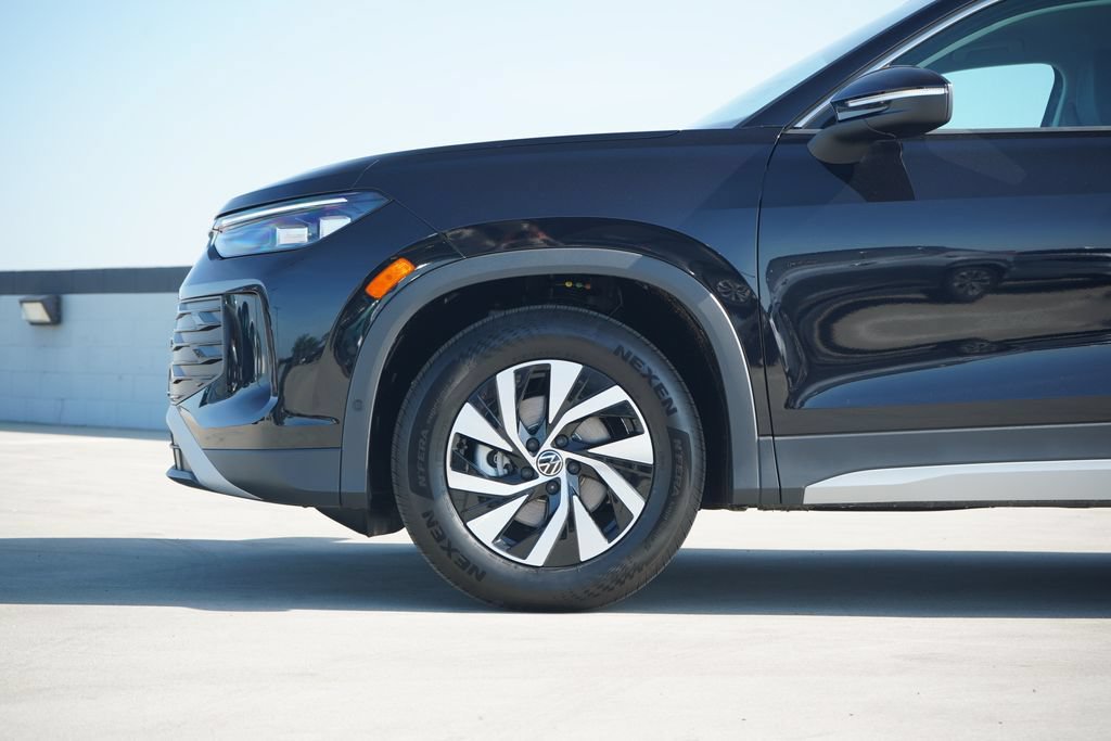 New 2026 Volkswagen Tiguan S FWD image 2