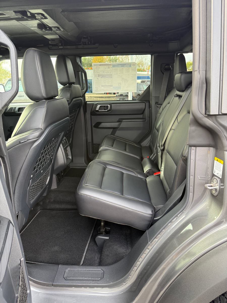 New 2025 Ford Bronco Badlands AWD/4WD image 11