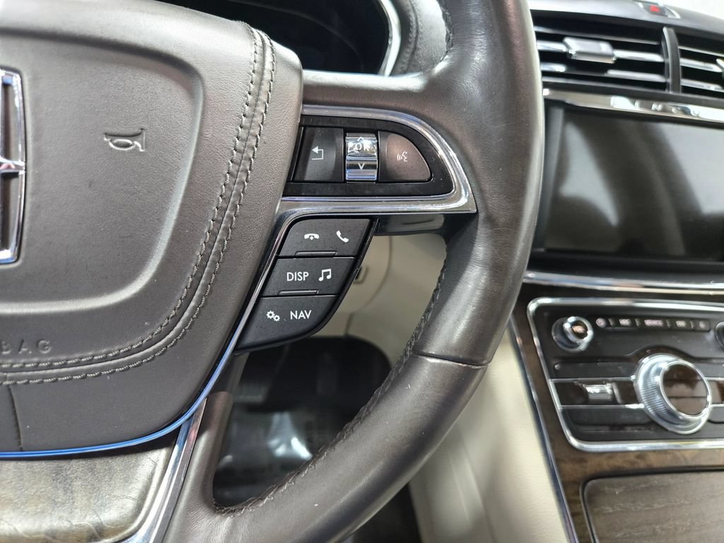 Used 2017 Lincoln Continental Reserve w/ Climate Package AWD/4WD image 15