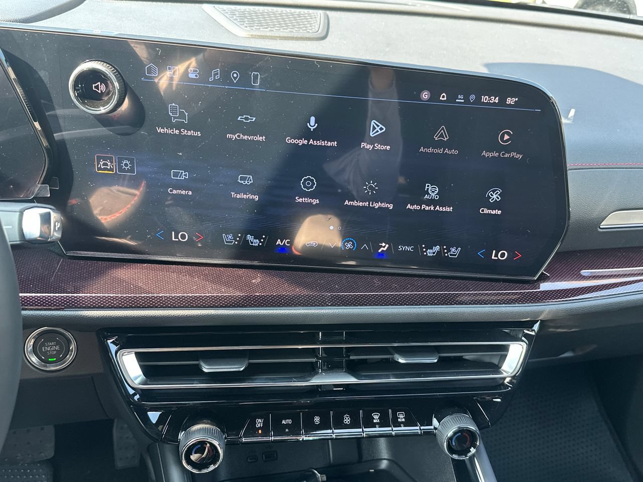 New 2027 Chevrolet Traverse RS FWD image 15
