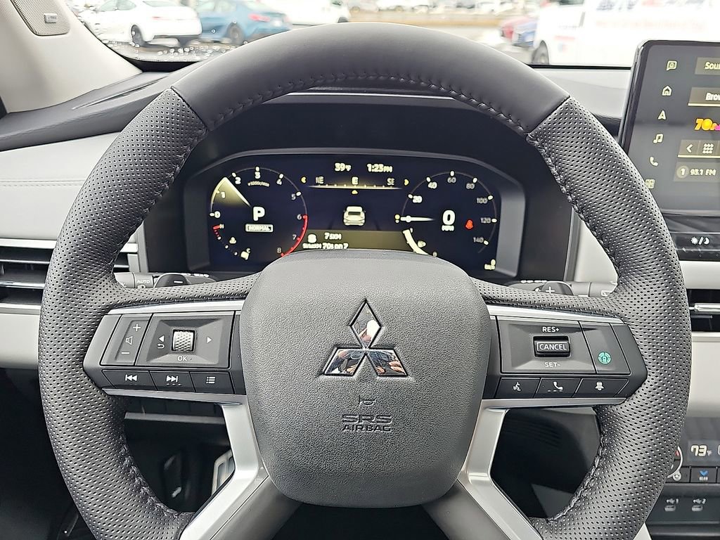 New 2026 Mitsubishi Outlander SEL AWD/4WD image 15