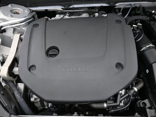 Used 2023 Volvo XC90 B6 Plus AWD/4WD image 36