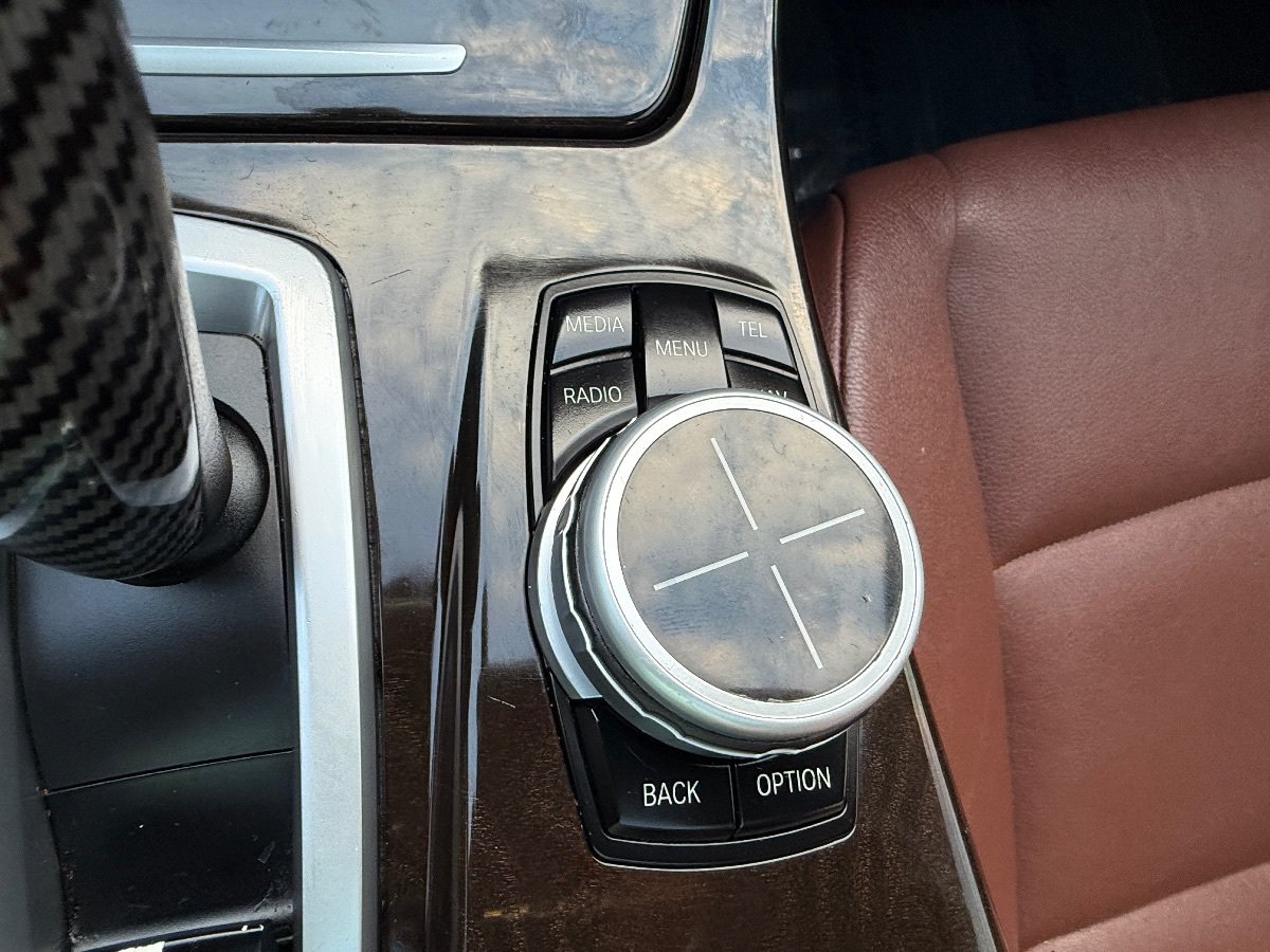 Used 2013 BMW 528i xDrive Sedan AWD/4WD image 36