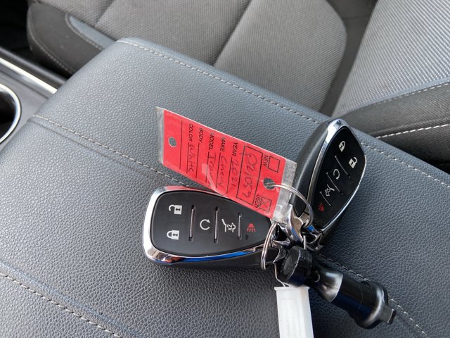 Used 2021 Chevrolet Traverse LT FWD image 41