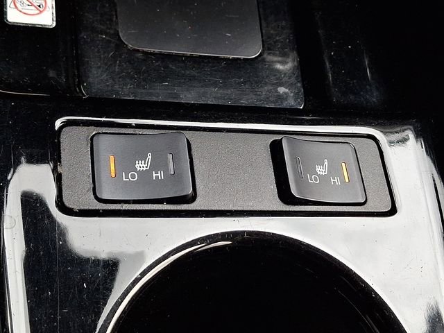 Used 2019 Toyota Prius XLE w/ Advanced Technology Package AWD/4WD image 26