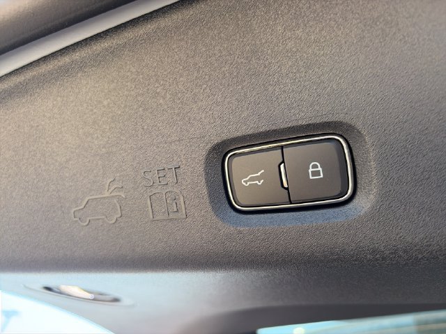 New 2027 Ford Expedition Active AWD/4WD image 9
