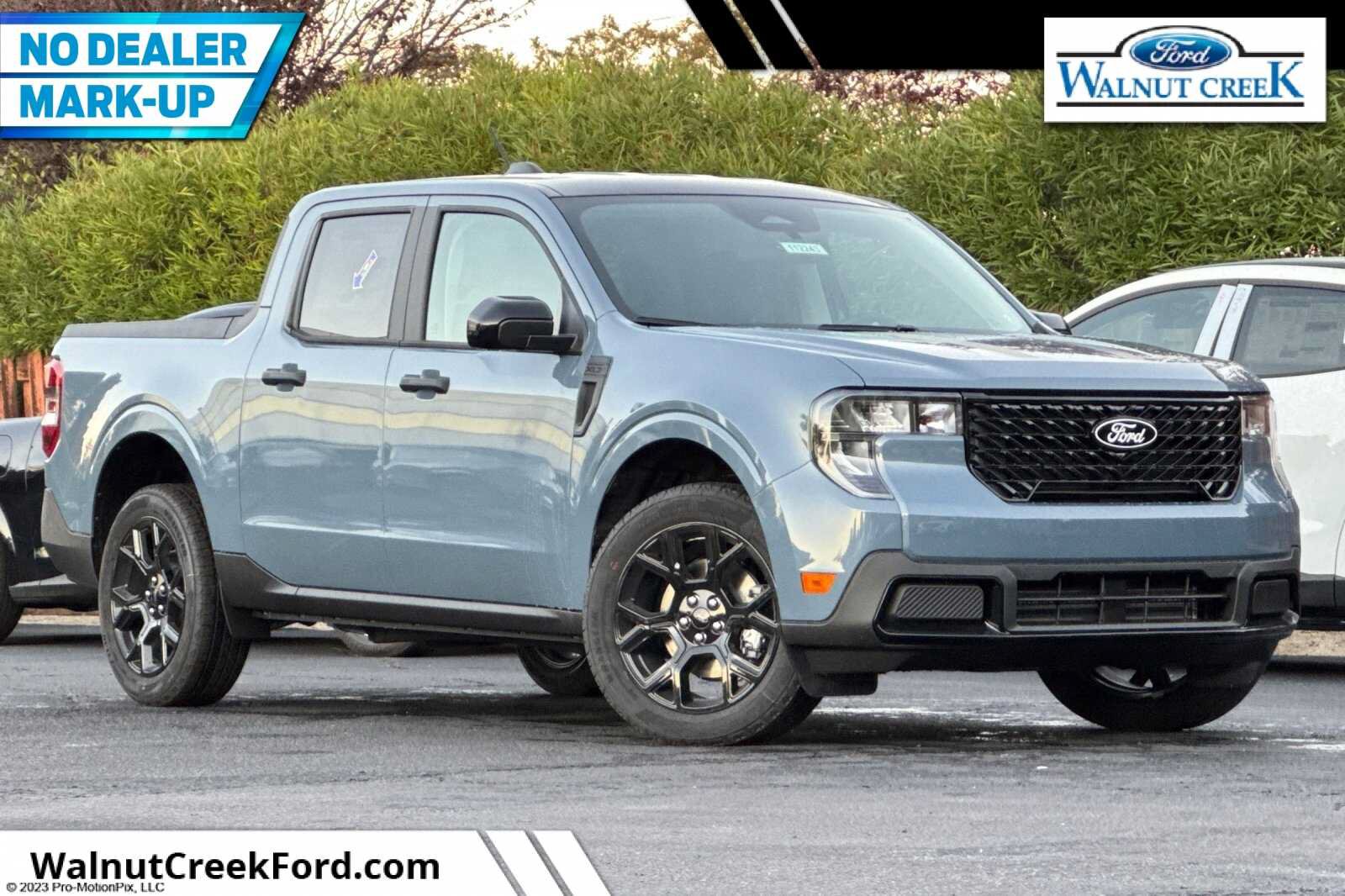 New 2025 Ford Maverick XLT w/ XLT Luxury Package