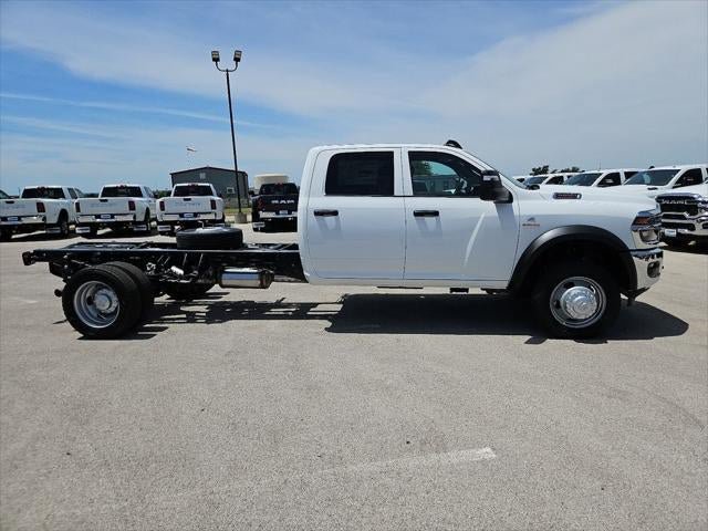 New 2026 RAM 5500 Tradesman AWD/4WD image 39