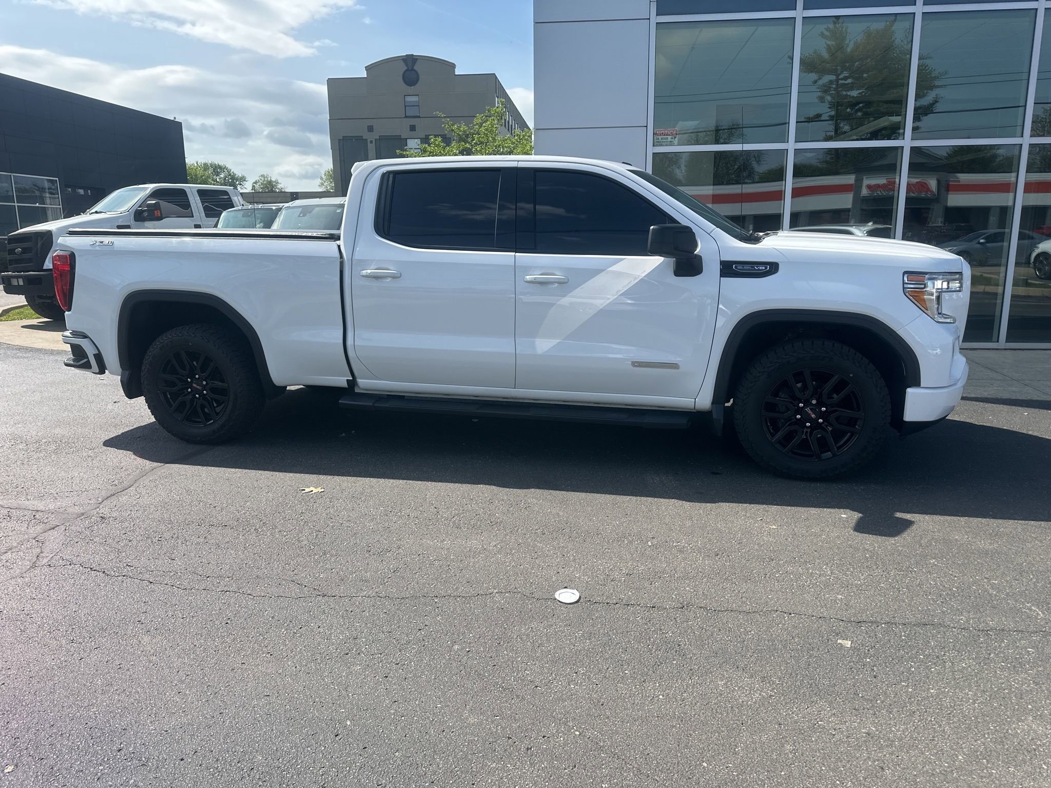 Used 2021 GMC Sierra 1500 Elevation w/ X31 Off-Road Package AWD/4WD video 3