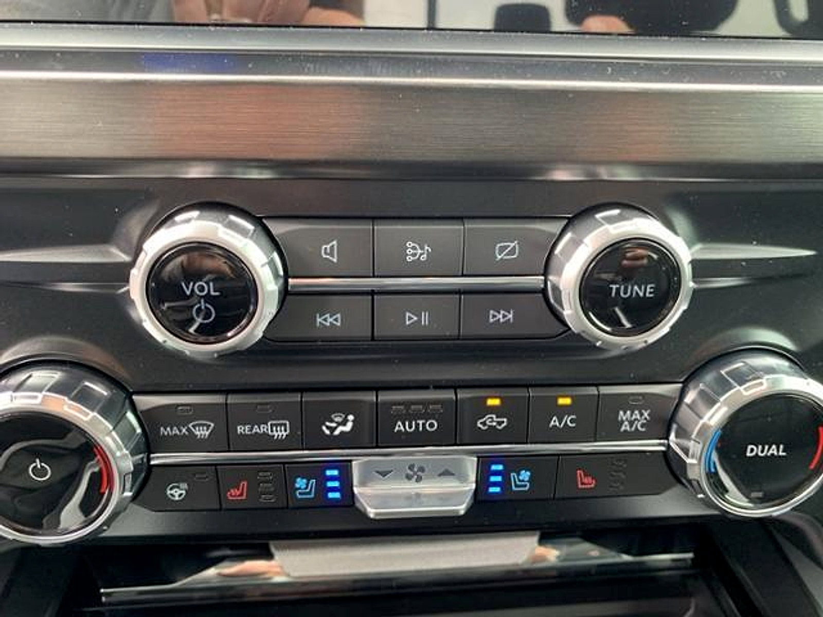 New 2024 Ford F250 Lariat w/ Lariat Ultimate Package image 22