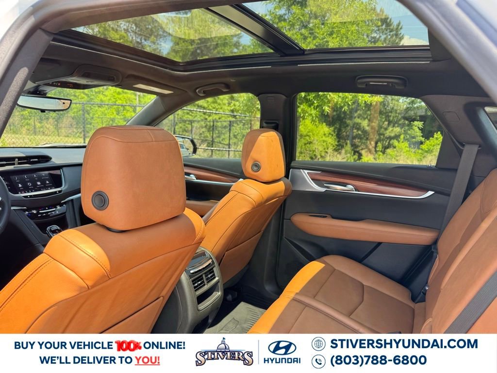 Used 2025 Cadillac XT5 Premium Luxury w/ Technology Package AWD/4WD image 26