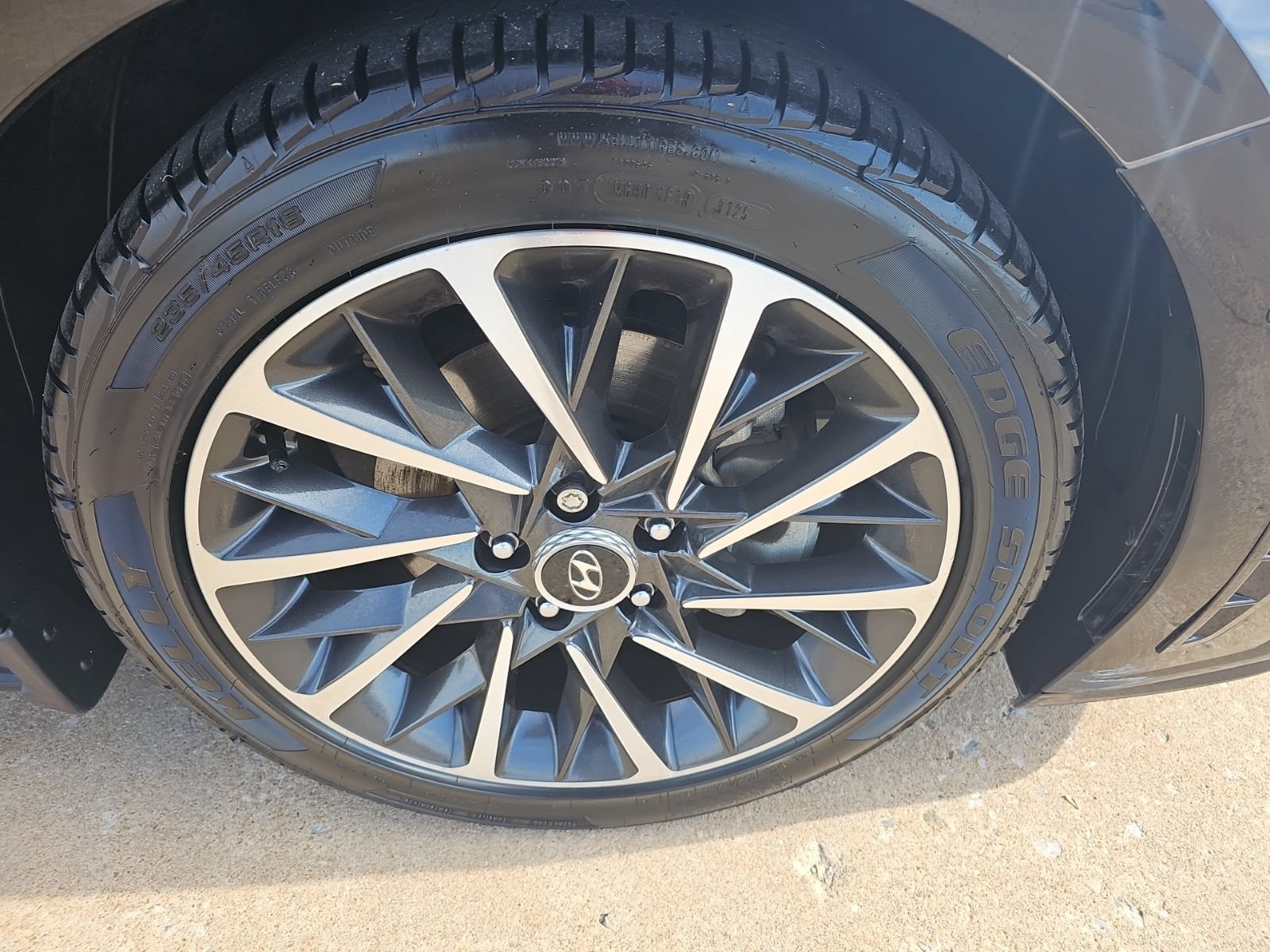 Used 2022 Hyundai Sonata Limited FWD image 3