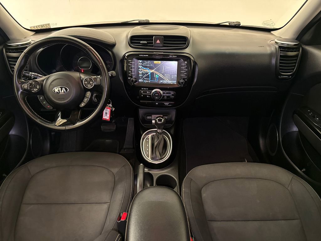 Used 2016 Kia Soul + w/ Audio Package FWD image 12