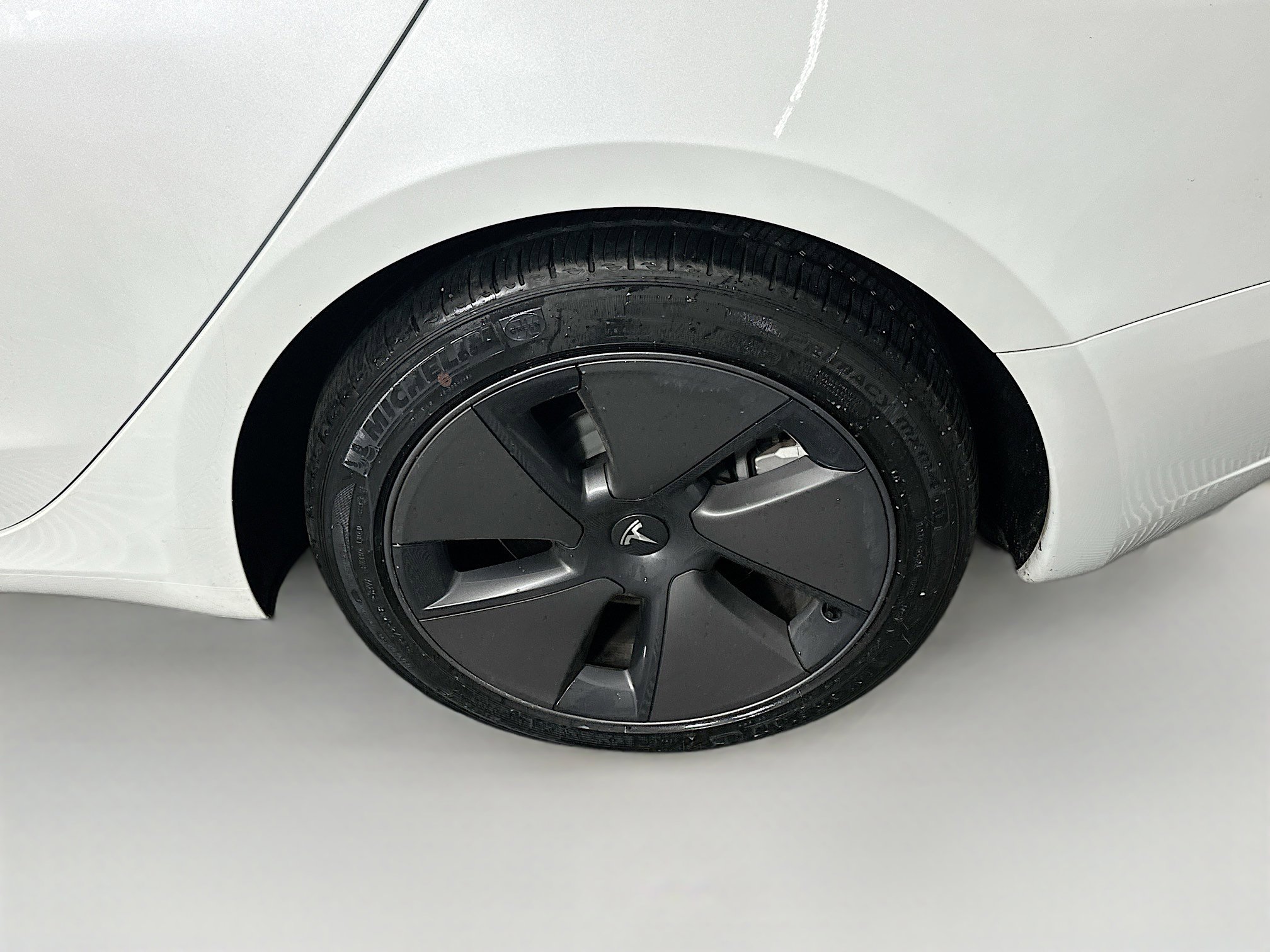 Used 2023 Tesla Model 3 Standard Range RWD image 11