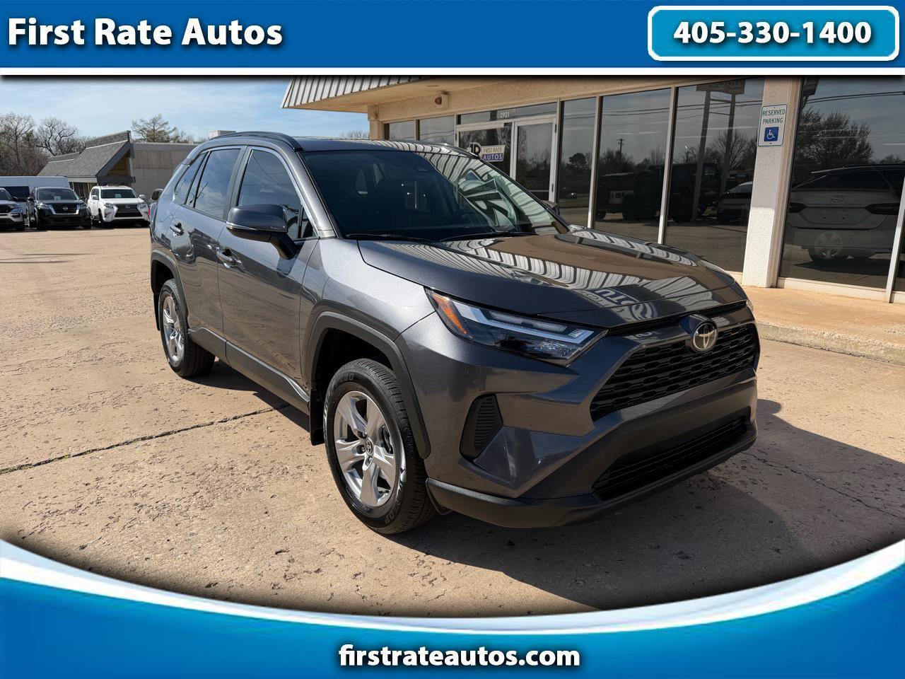 Used 2025 Toyota RAV4 XLE w/ Convenience Package FWD image 1