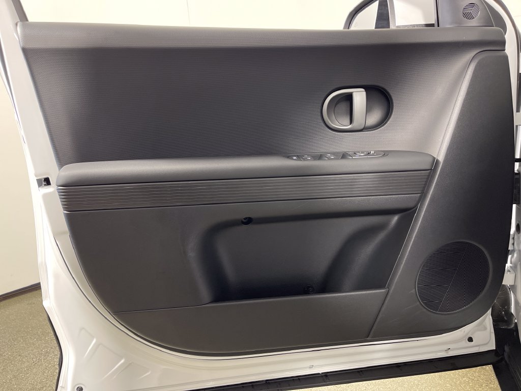 Certified 2026 Hyundai Ioniq 5 SEL RWD image 20