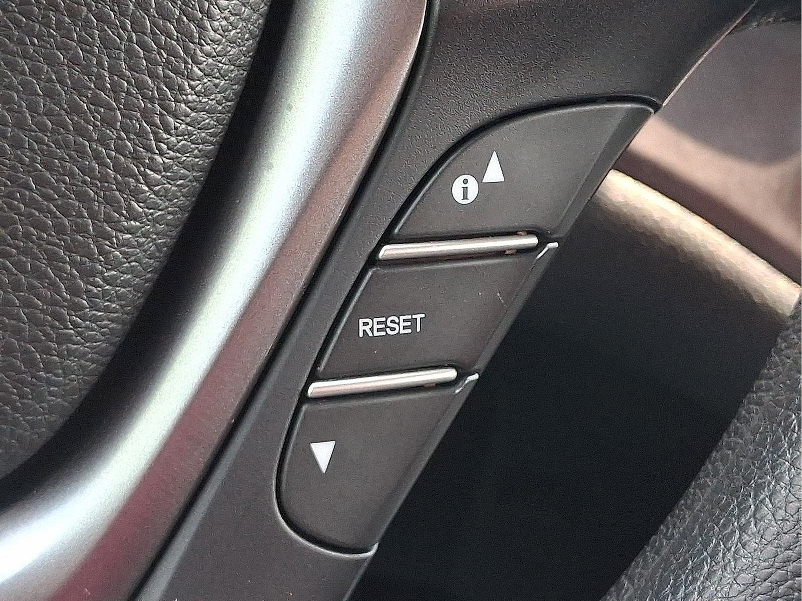 Used 2017 Honda Pilot LX image 21