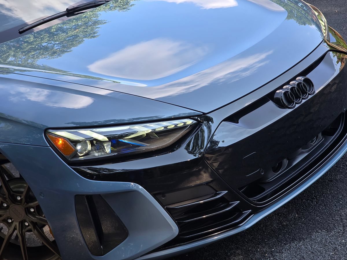 Used 2022 Audi RS e-tron GT w/ Carbon Performance Package AWD/4WD image 82