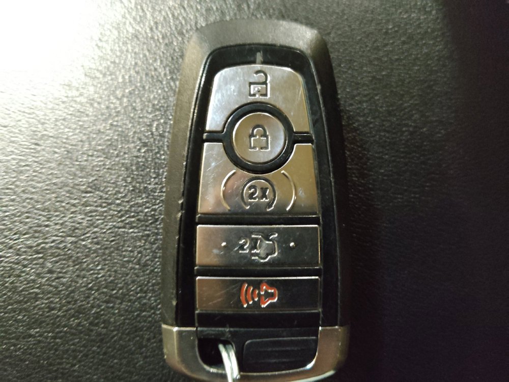 Used 2017 Ford Edge SEL w/ Equipment Group 201A FWD image 32