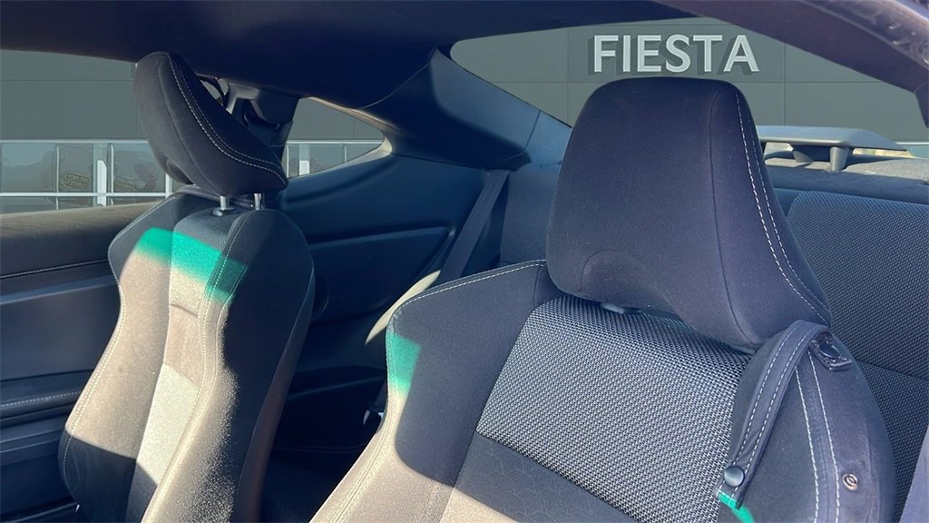 Used 2017 Toyota 86 image 8