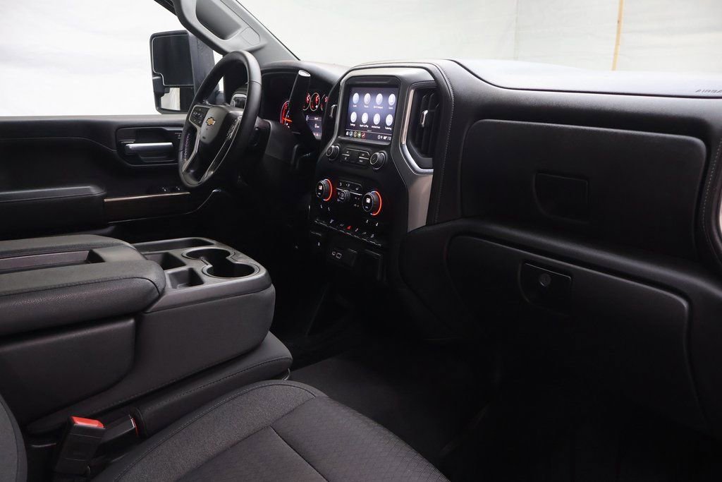 Used 2022 Chevrolet Silverado 3500 LT w/ Convenience Package AWD/4WD image 10