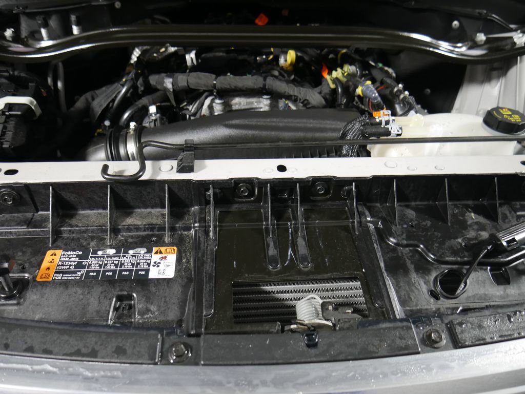 Used 2025 Ford Explorer Platinum w/ LUX Leather Package image 3