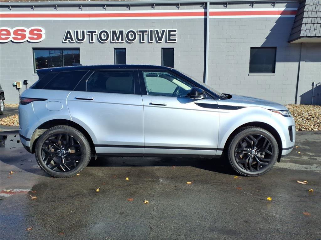 Used 2020 Land Rover Range Rover Evoque SE image 1