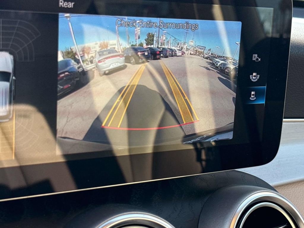 Used 2022 Mercedes-Benz GLC 300 4MATIC image 28