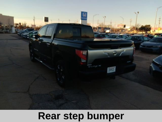 Used 2020 Nissan Titan Platinum Reserve w/ Moonroof Package image 8