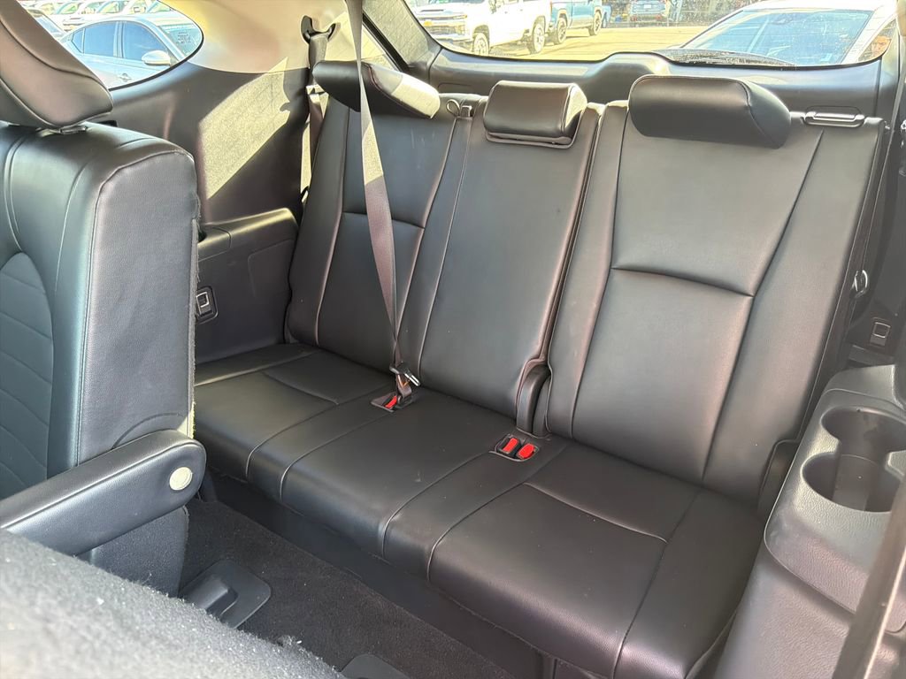 Used 2023 Toyota Highlander L image 34