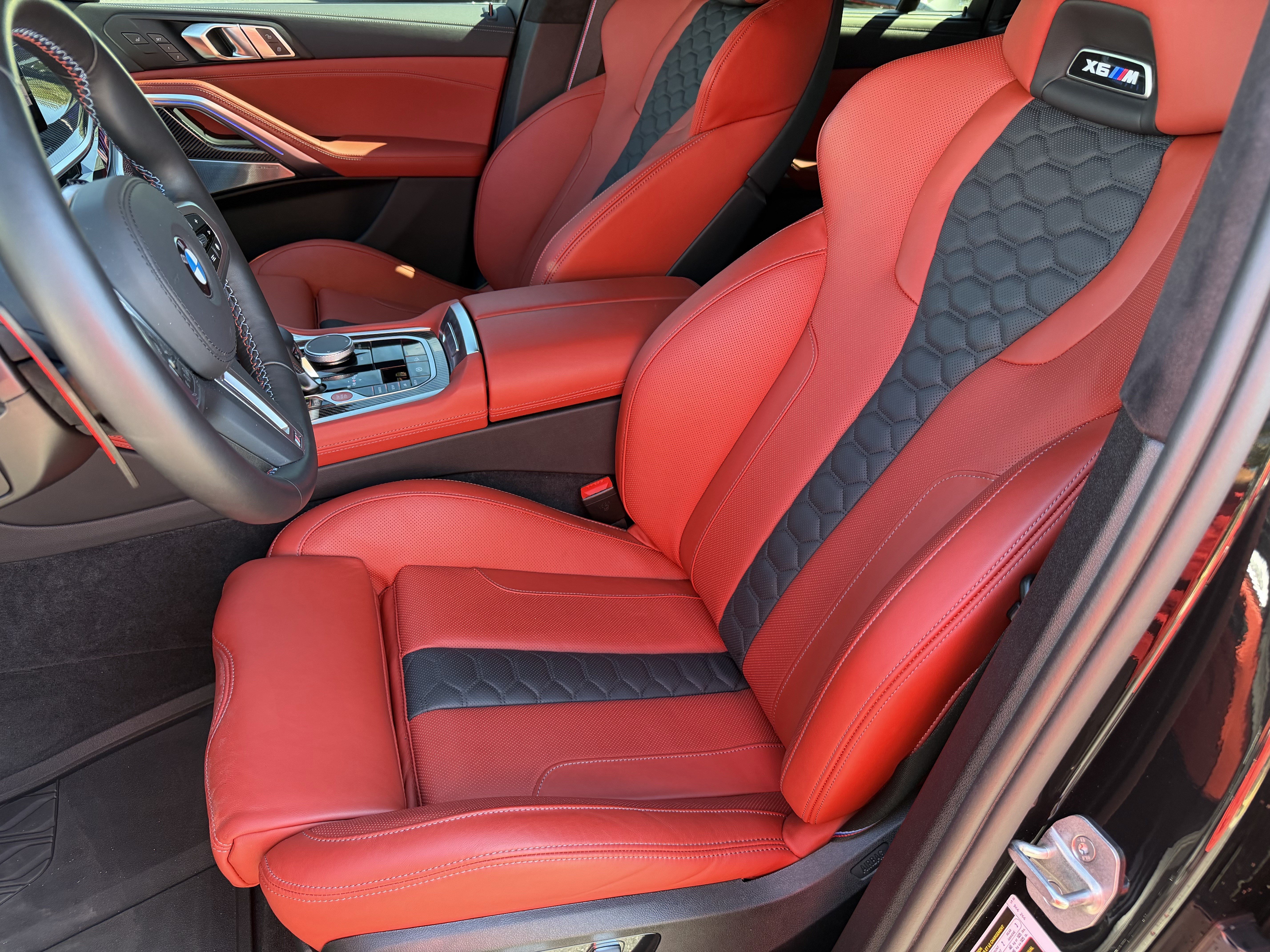 Certified 2025 BMW X6 M Competition w/ Executive Package AWD/4WD image 19