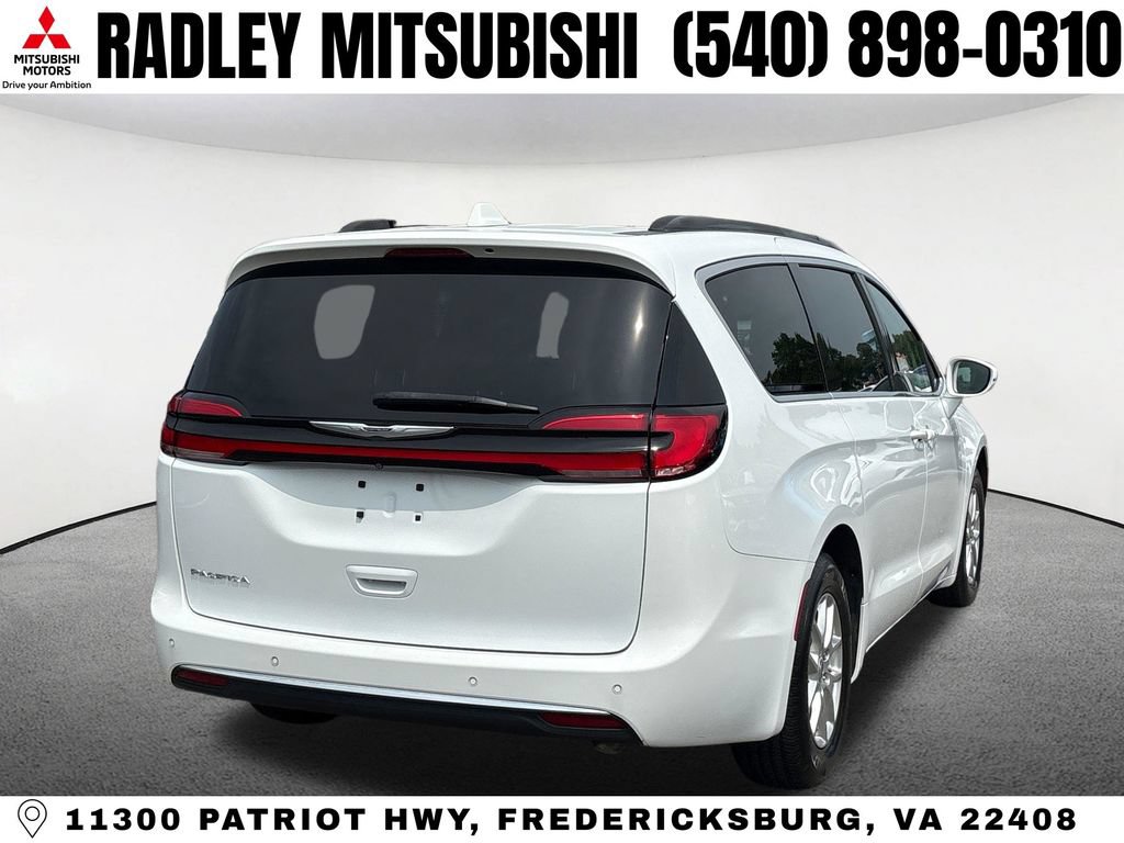 Used 2022 Chrysler Pacifica Touring-L FWD image 20