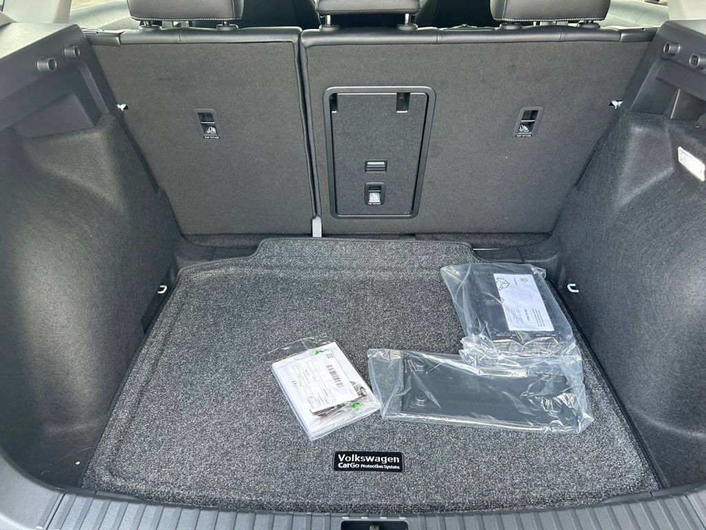 New 2026 Volkswagen Taos SE FWD image 48