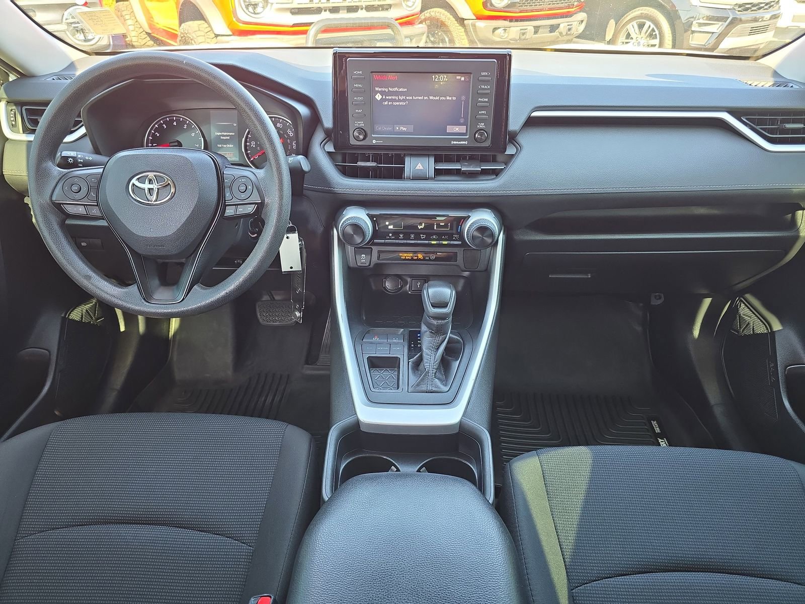 Used 2020 Toyota RAV4 LE w/ Carpet Mat Package image 8