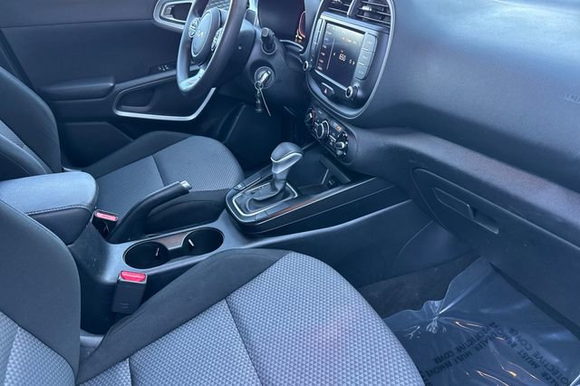 Used 2023 Kia Soul LX w/ Option Group 015 image 19