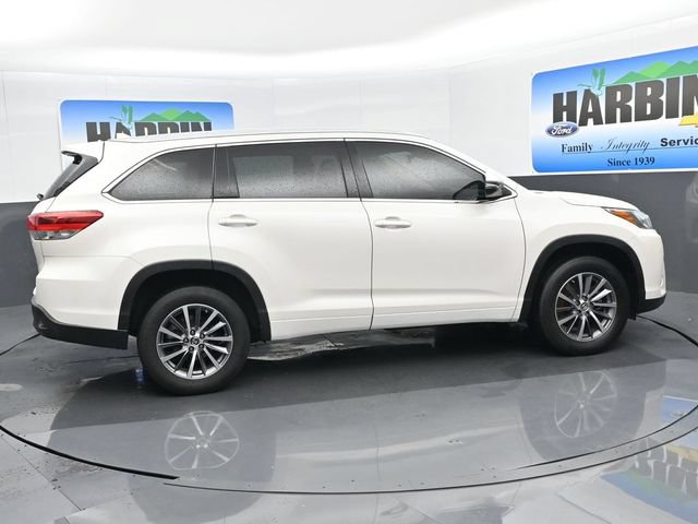 Used 2018 Toyota Highlander XLE FWD image 6