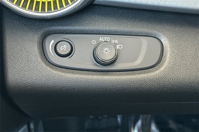 New 2026 Chevrolet Trax LT w/ Driver Confidence Package image 33