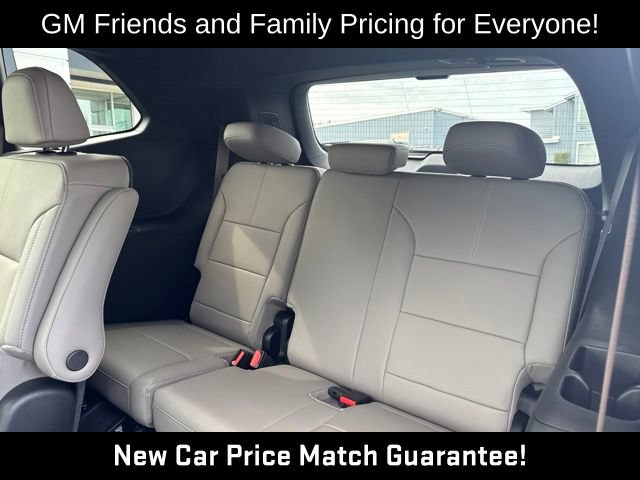 New 2026 GMC Acadia Elevation w/ Elevation Premium Package AWD/4WD image 17