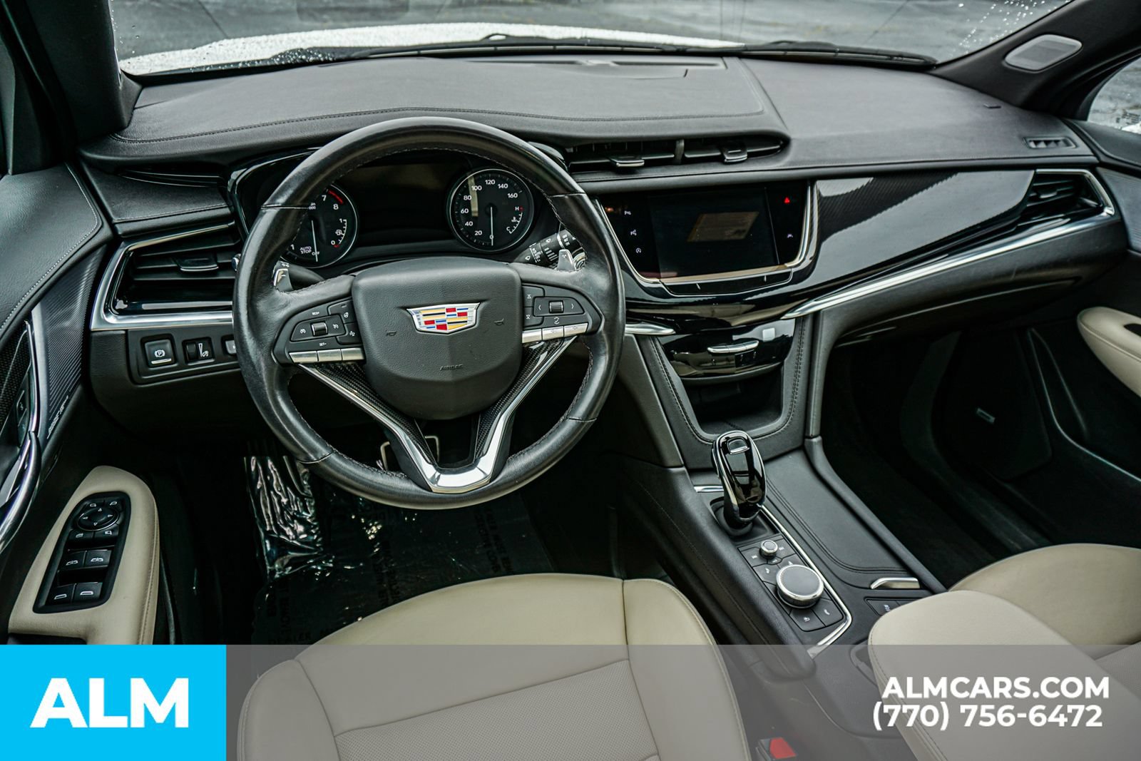 Used 2023 Cadillac XT6 Sport w/ Technology Package AWD/4WD image 29