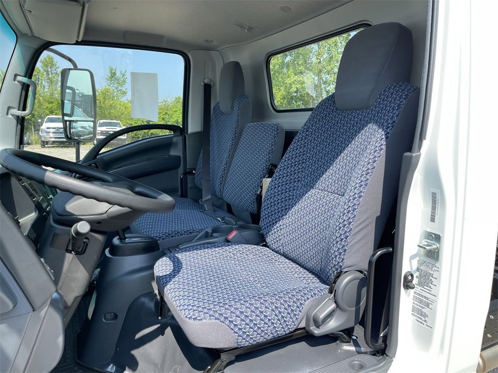 New 2024 Chevrolet Low Cab Forward image 7