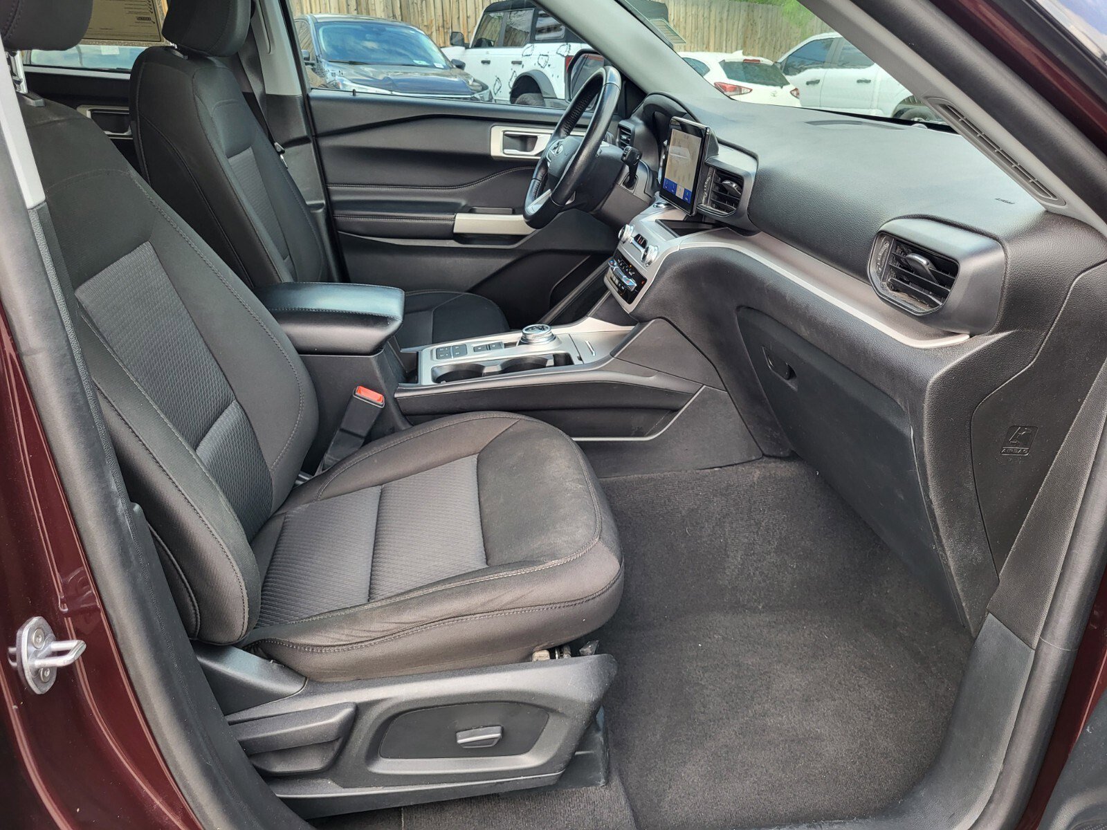 Certified 2023 Ford Explorer XLT image 11