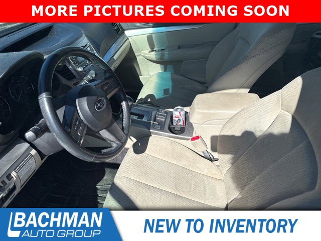 Used 2010 Subaru Outback 2.5i Premium AWD/4WD image 4