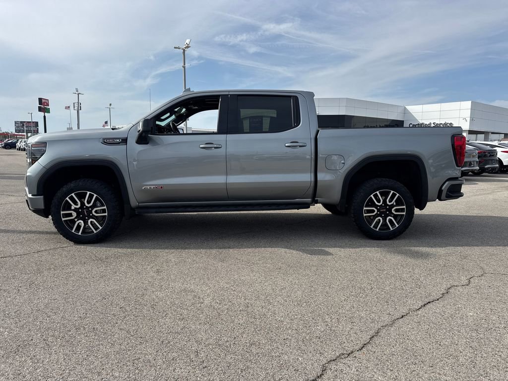 Used 2025 GMC Sierra 1500 AT4 w/ AT4 Premium Package AWD/4WD image 5