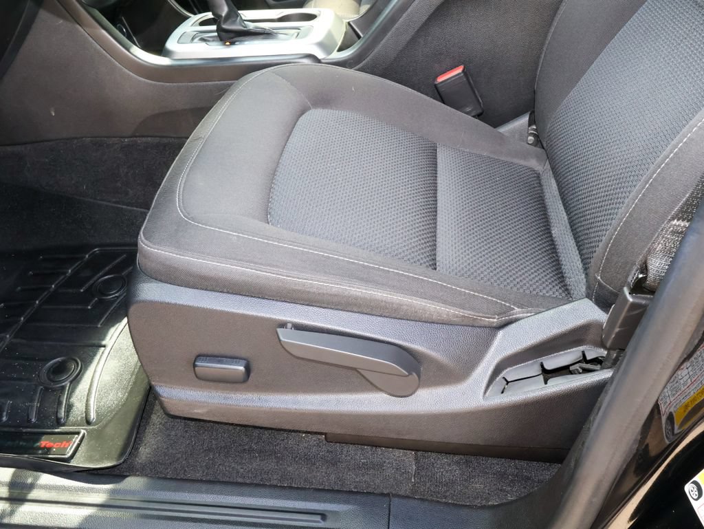 Used 2018 Chevrolet Colorado LT w/ Redline Special Edition AWD/4WD image 8