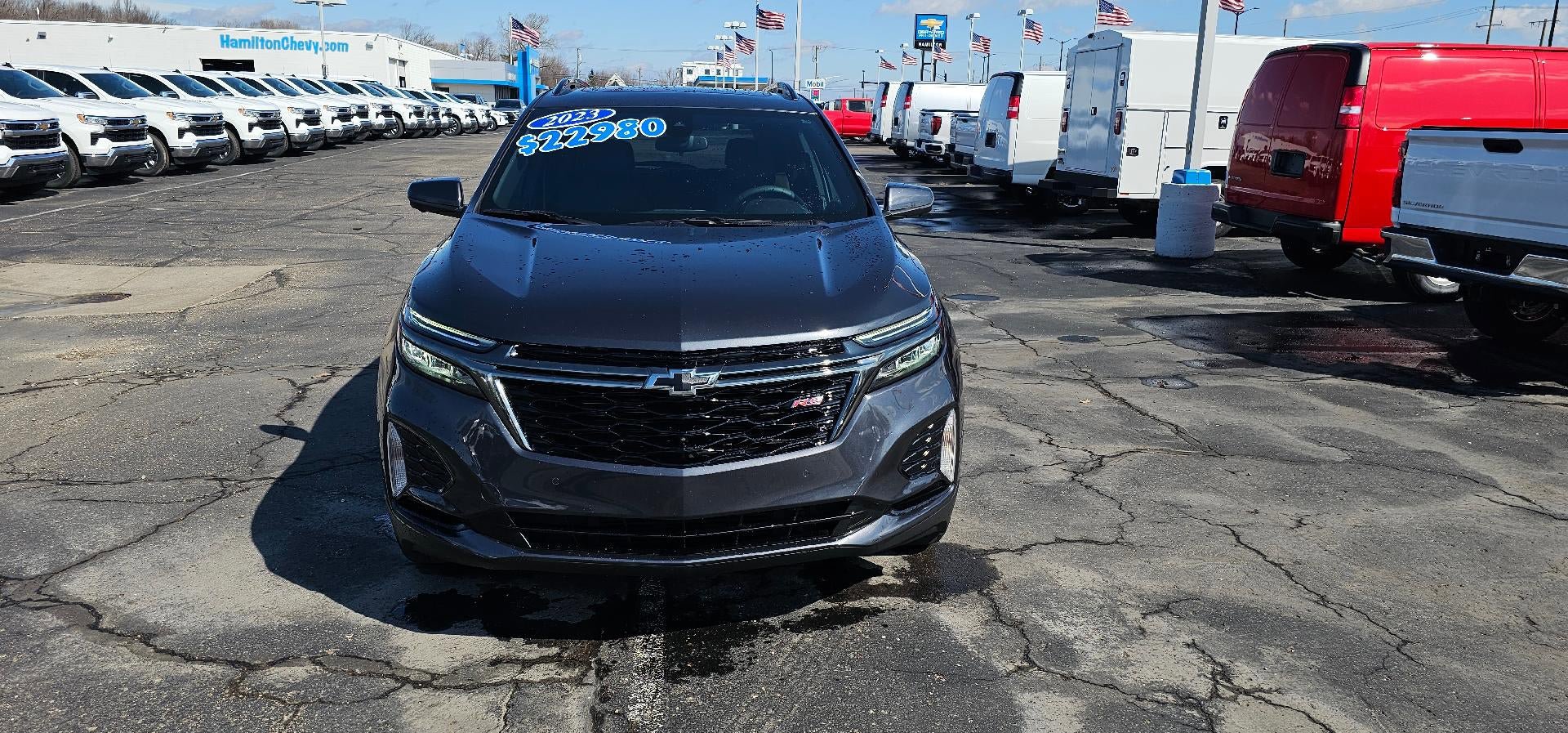 Used 2023 Chevrolet Equinox RS w/ RS Leather Package image 2