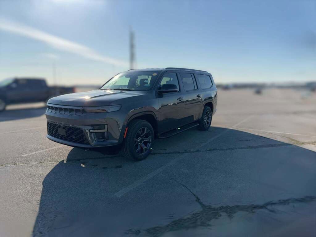 New 2026 Jeep Grand Wagoneer L Limited image 4