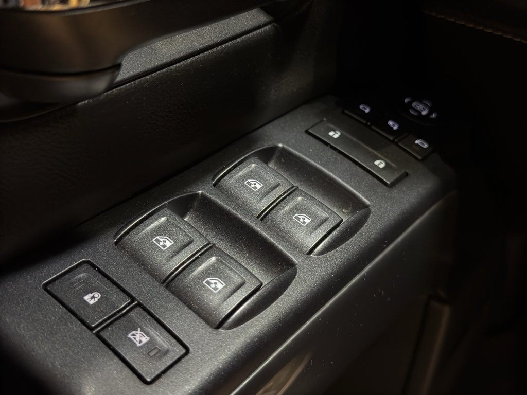 Used 2015 GMC Sierra 1500 SLE w/ All-Terrain Package AWD/4WD image 31