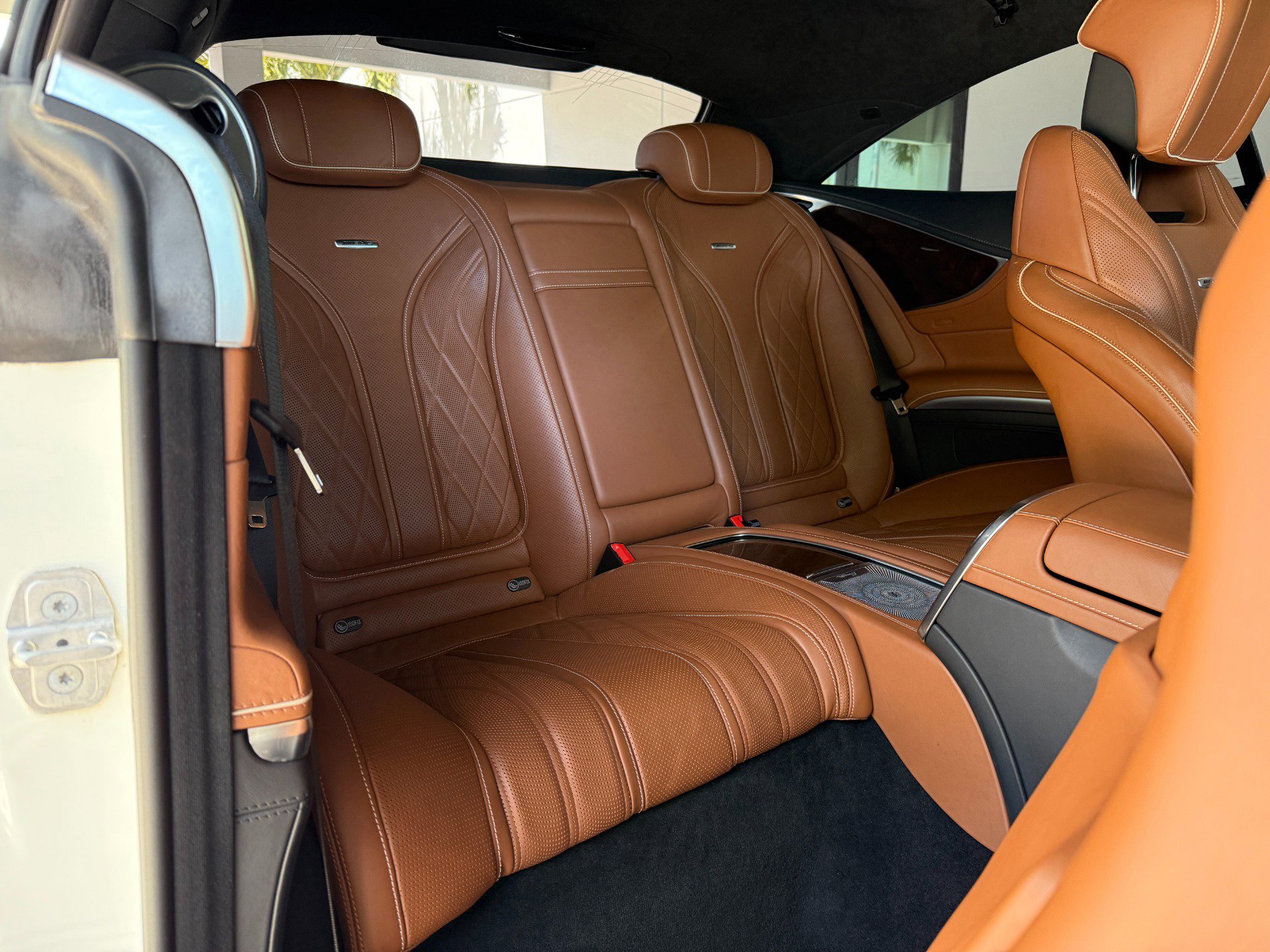 Used 2015 Mercedes-Benz S 63 AMG 4MATIC Coupe image 32